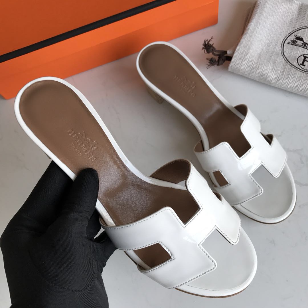 에르메스 올수공 오아시스 슬리퍼 샌들 페이던트 02